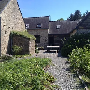Holiday home Calmes Ecologiques, Saint-Symphorien (Morbihan)